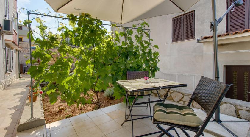 Apartment Nikolina Mali Lošinj Værelse billede