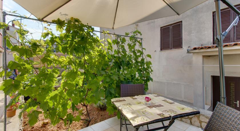 Apartment Nikolina Mali Lošinj Værelse billede