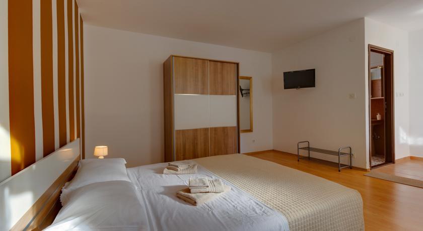 Apartment Nikolina Mali Lošinj Værelse billede