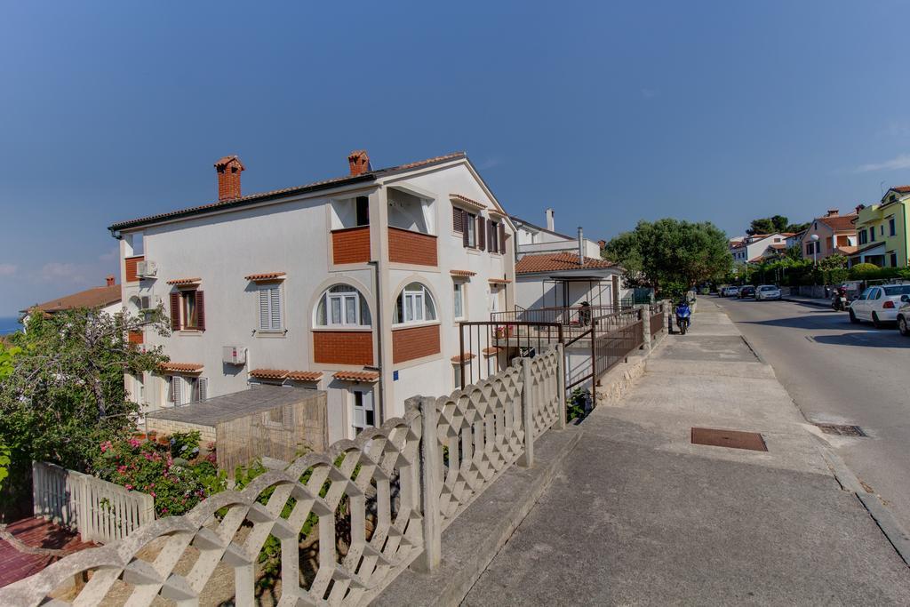 Apartment Nikolina Mali Lošinj Eksteriør billede